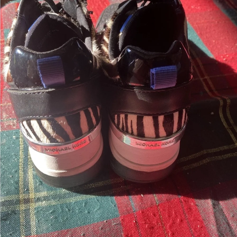 Michael Kors Women's Georgie‎ Platform Sneakers - Black White Sz: 7